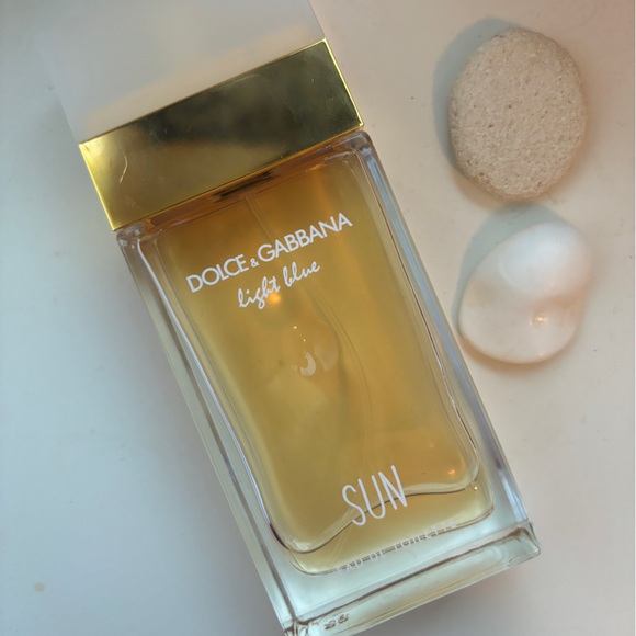 Dolce & gabbana  light blue Sun - Picture 1 of 3